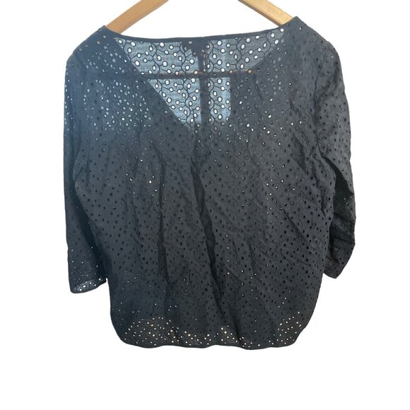 Talbots Petite Black Eyelet Embroidered Three-Quarter Sleeve Deep-V Blouse SZ M - Picture 2 of 7